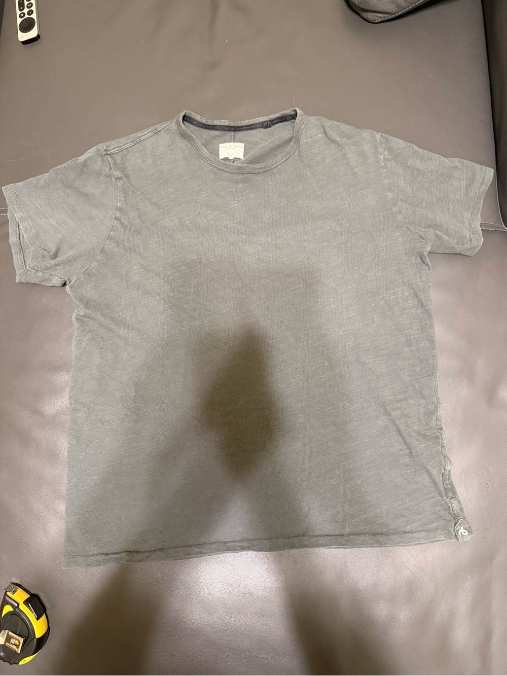 rag & bone Men's Short Sleeve Crew Tee in Olive